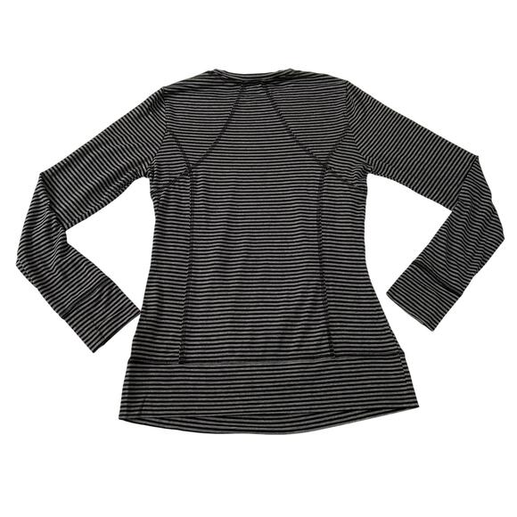 CAbi Crewneck Stripe Top Size Med Style # 795 Stretch Pullover Casual Multicolor - Picture 2 of 8